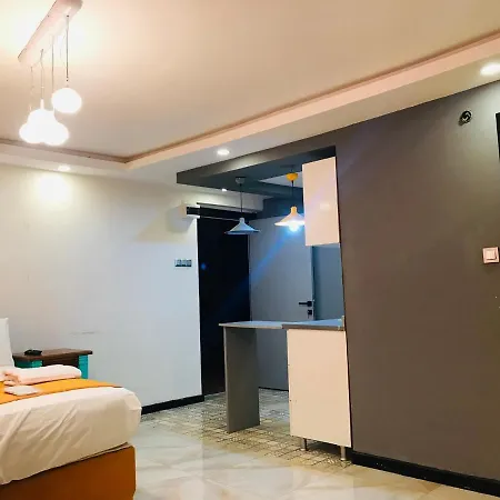 Istanbul Budget Luxury Hotel מלון איסטמבול